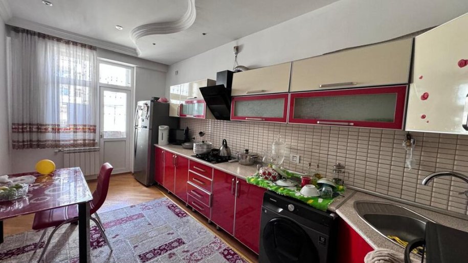 Satılır 3 otaqlı yeni tikili, 115 m², Azadlıq Prospekti m.-15