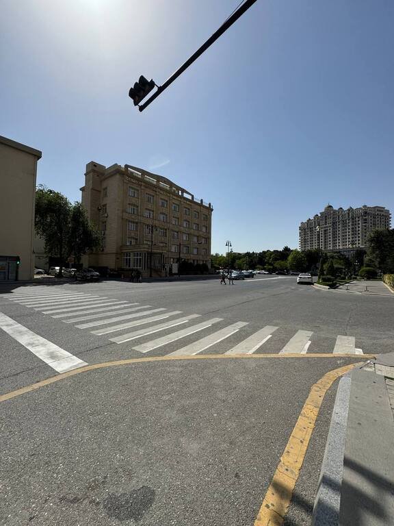 Satılır 4 otaqlı yeni tikili, 210 m², Elmlər Akademiyası m.-19