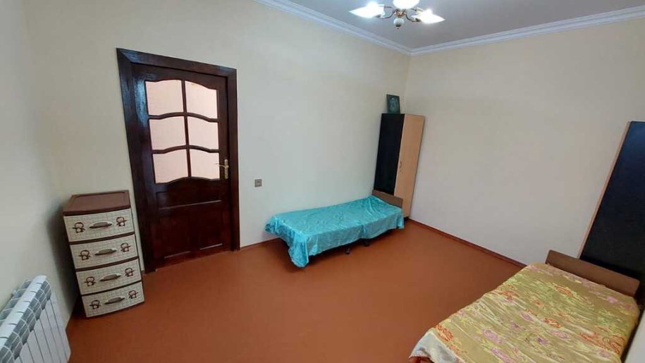 Kirayə verilir 3 otaqlı köhnə tikili, 70 m², Memar Əcəmi m.-2