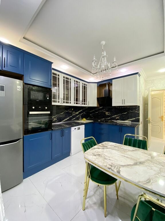 Kirayə verilir 3 otaqlı yeni tikili, 145 m², 8 noyabr-1