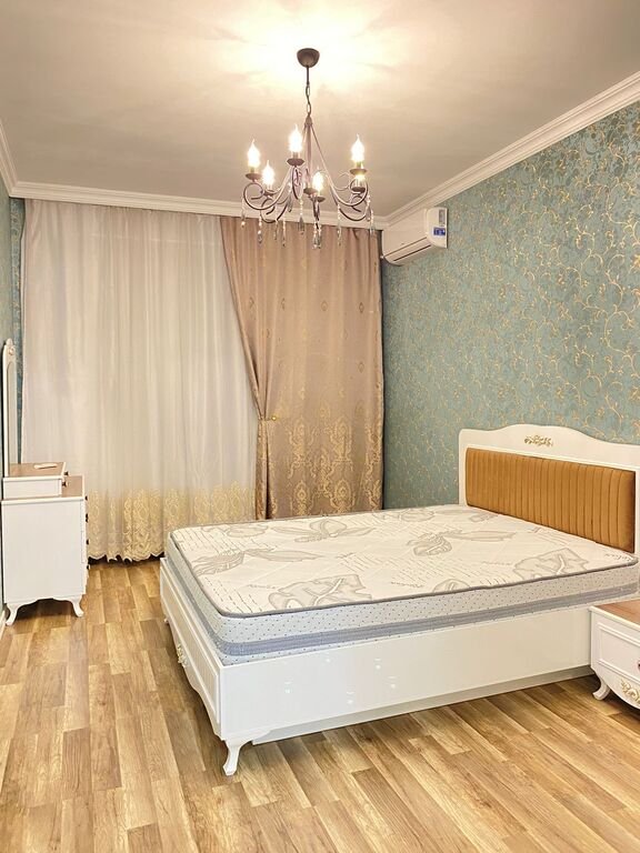 Kirayə verilir 3 otaqlı yeni tikili, 145 m², 8 noyabr-11