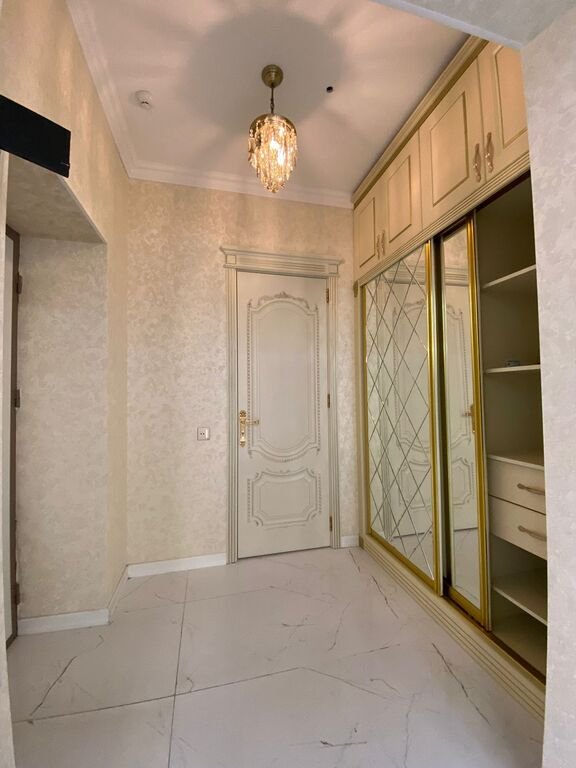 Kirayə verilir 3 otaqlı yeni tikili, 145 m², 8 noyabr-13