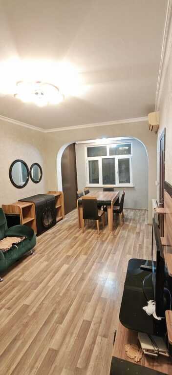 Satılır 2 otaqlı köhnə tikili, 45 m², Memar Əcəmi m.-1