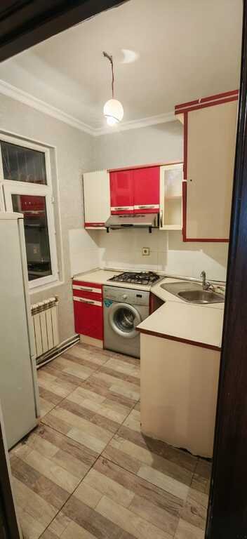 Satılır 2 otaqlı köhnə tikili, 45 m², Memar Əcəmi m.-7