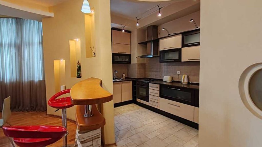 Satılır 3 otaqlı yeni tikili, 120 m², 28 May m.-3