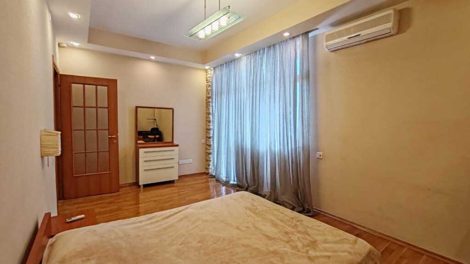 Satılır 3 otaqlı yeni tikili, 120 m², 28 May m.-5