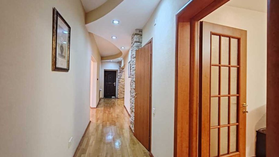 Satılır 3 otaqlı yeni tikili, 120 m², 28 May m.-9