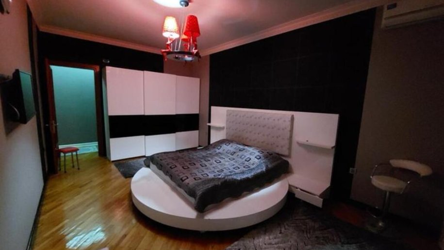 Kirayə verilir 3 otaqlı yeni tikili, 141 m², 8 noyabr-7