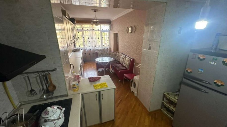 Satılır 3 otaqlı köhnə tikili, 75 m², İçərişəhər m.-7