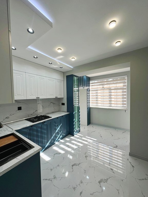 Satılır 4 otaqlı köhnə tikili, 100 m², Həzi Aslanov m.-2