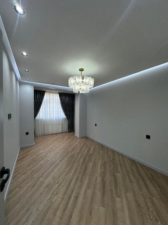 Satılır 4 otaqlı köhnə tikili, 100 m², Həzi Aslanov m.-5