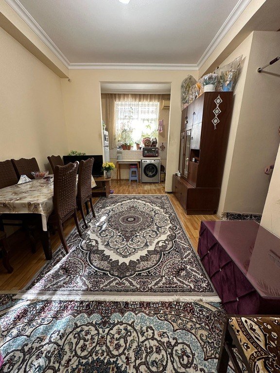 Satılır 2 otaqlı köhnə tikili, 52 m², Massiv D-4