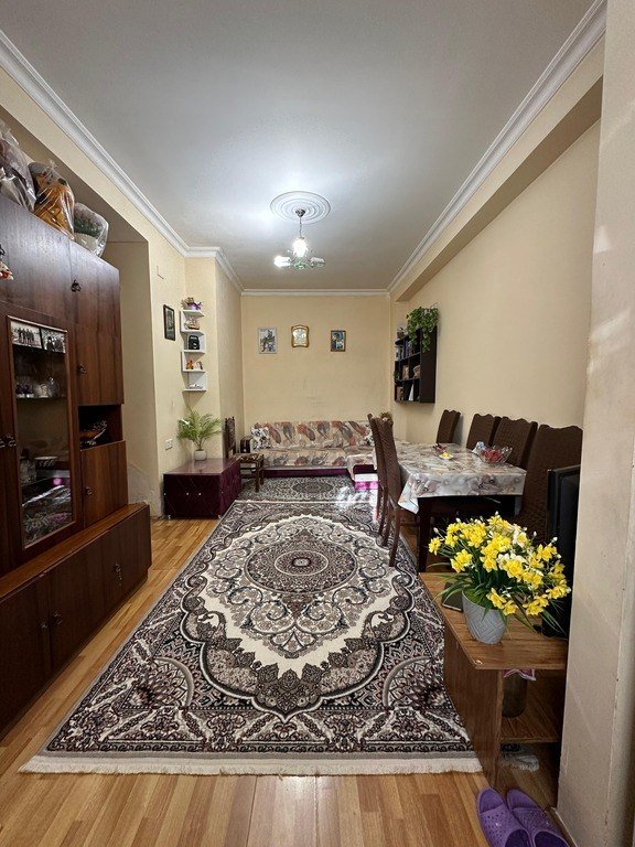Satılır 2 otaqlı köhnə tikili, 52 m², Massiv D-9