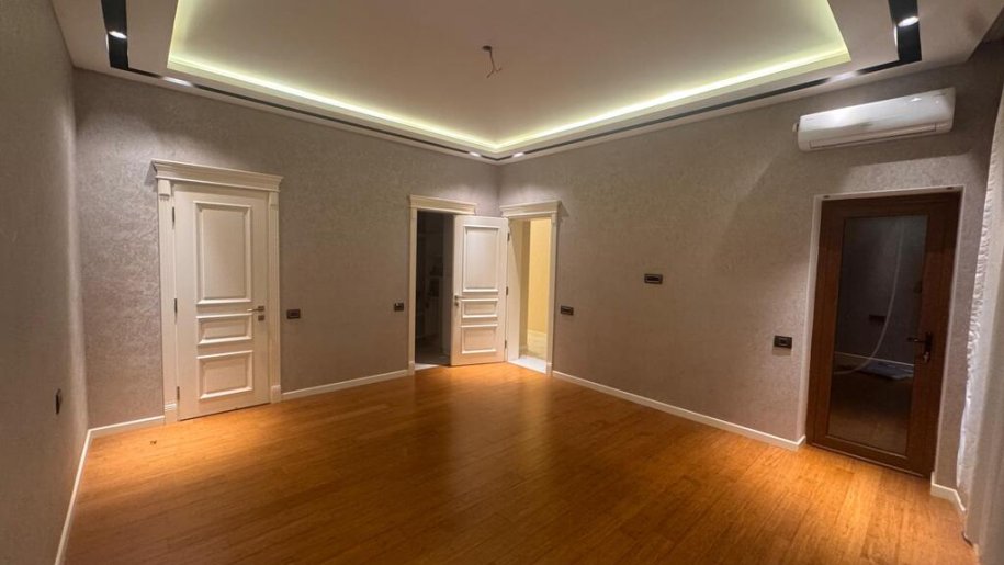 Satılır 4 otaqlı yeni tikili, 194 m², Nizami m.-3
