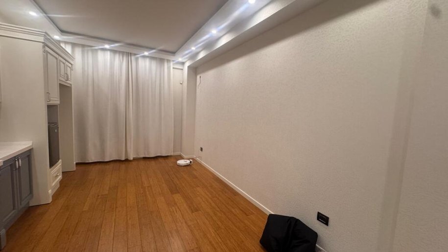 Satılır 4 otaqlı yeni tikili, 194 m², Nizami m.-8