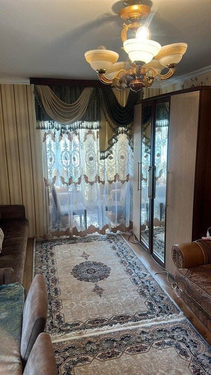 Kirayə verilir 1 otaqlı köhnə tikili, 33 m², 8 noyabr-2