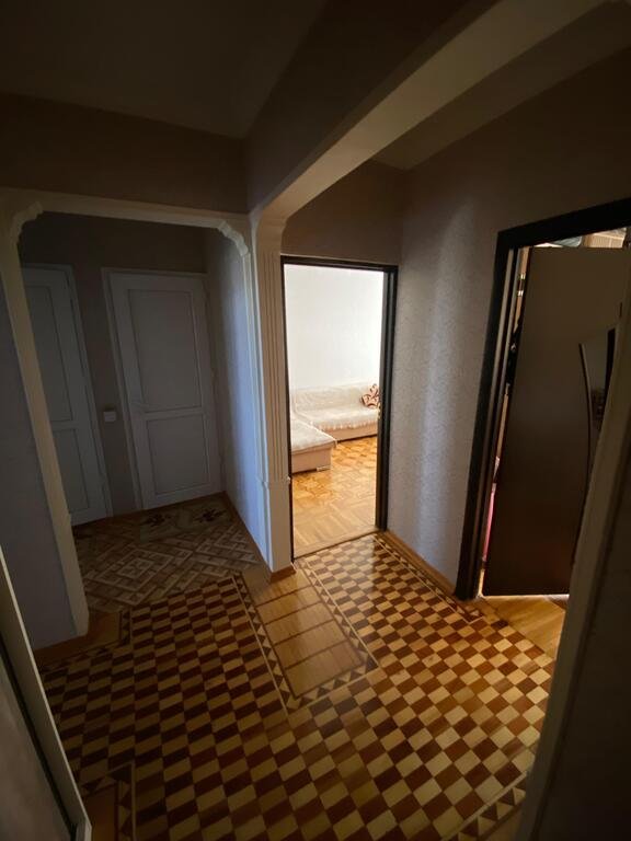 Satılır 3 otaqlı köhnə tikili, 80 m², Neftçilər m.-17
