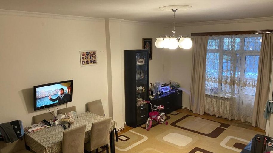 Satılır 2 otaqlı köhnə tikili, 65 m², 28 May m.-1