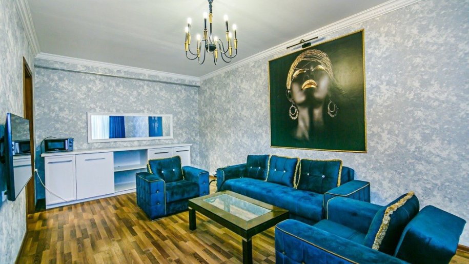 Kirayə verilir 4 otaqlı yeni tikili, 150 m², Sahil m.-1