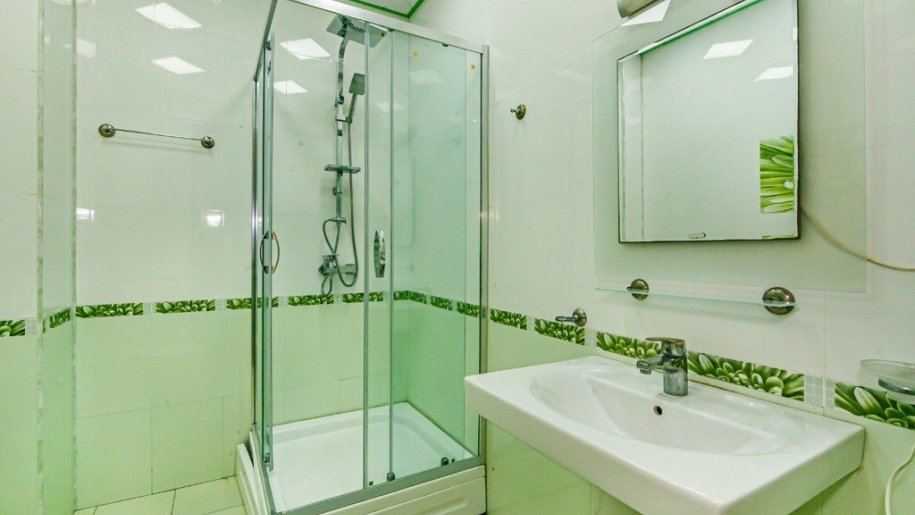 Kirayə verilir 4 otaqlı yeni tikili, 150 m², Sahil m.-13