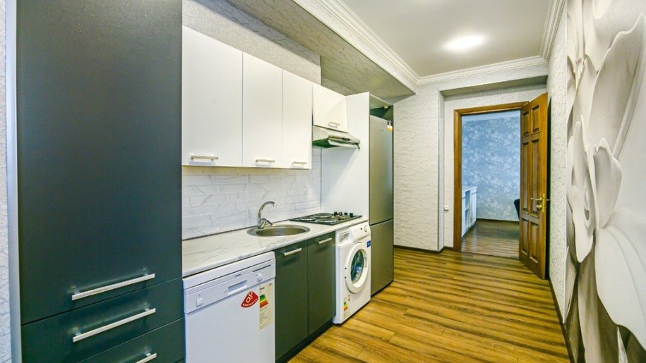 Kirayə verilir 4 otaqlı yeni tikili, 150 m², Sahil m.-19