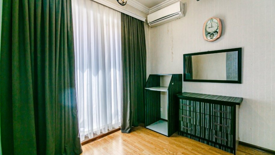 Kirayə verilir 4 otaqlı yeni tikili, 150 m², Sahil m.-24