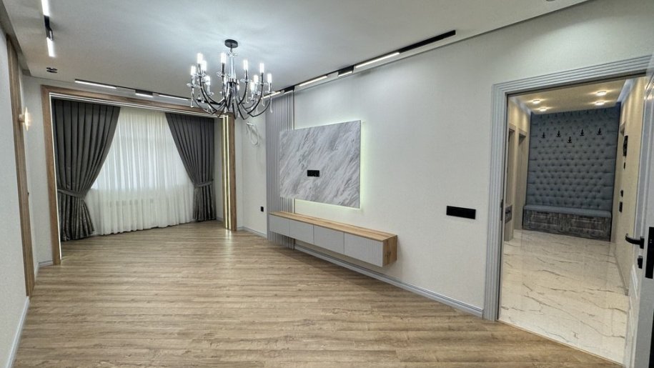 Satılır 4 otaqlı köhnə tikili, 110 m², Həzi Aslanov m.-4