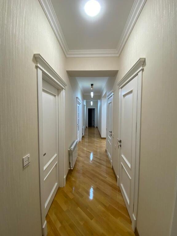 Kirayə verilir 3 otaqlı yeni tikili, 145 m², Elmlər Akademiyası m.-5