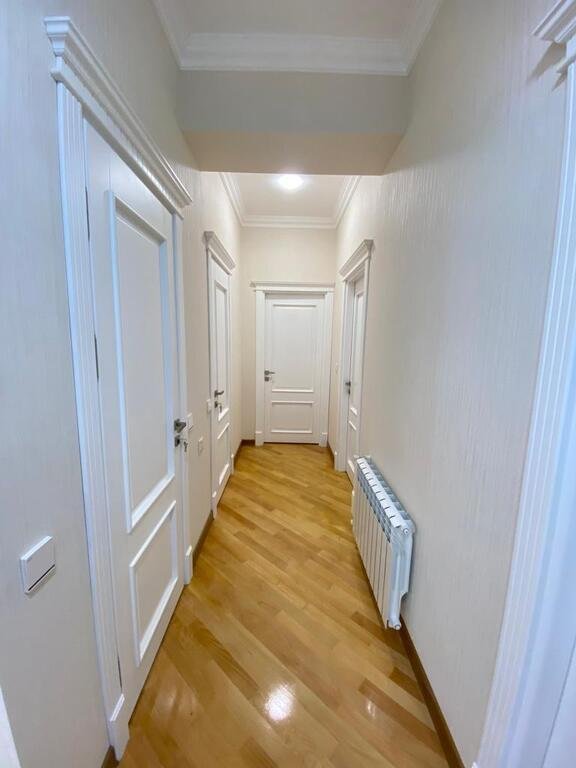 Kirayə verilir 3 otaqlı yeni tikili, 145 m², Elmlər Akademiyası m.-18