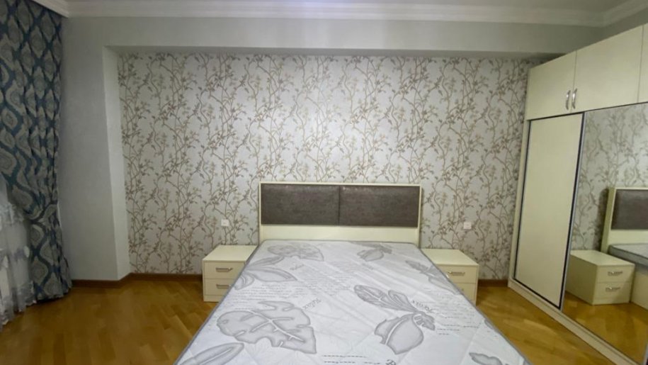 Kirayə verilir 3 otaqlı yeni tikili, 145 m², Elmlər Akademiyası m.-24