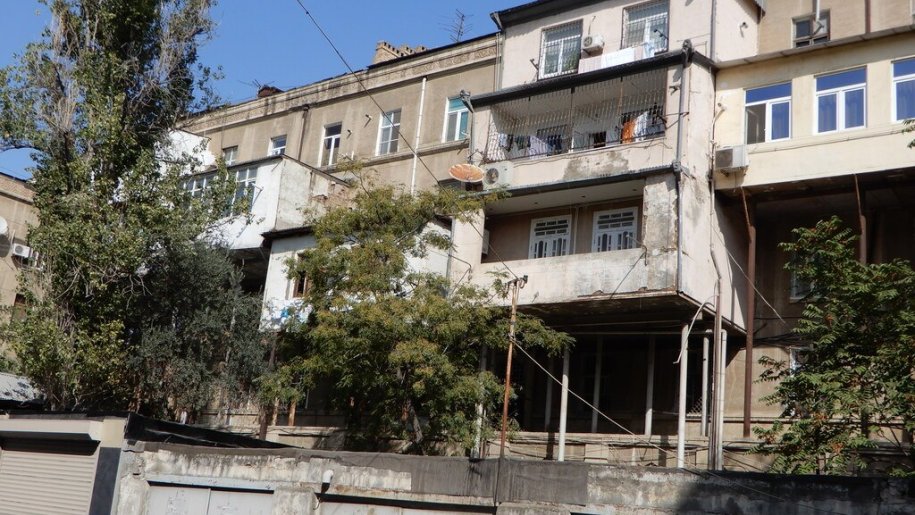Satılır 3 otaqlı köhnə tikili, 75 m², Nəriman Nərimanov m.-1