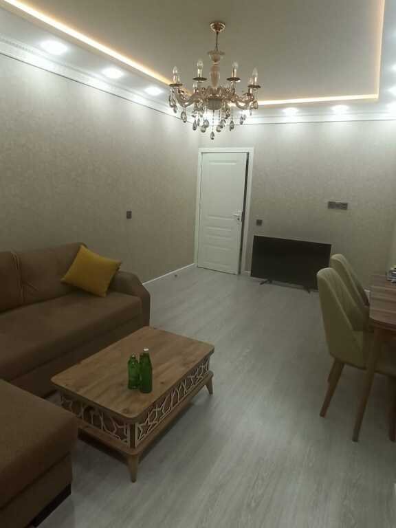 Satılır 3 otaqlı köhnə tikili, 64 m², Əhmədli m.-5