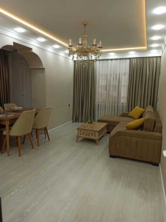 Satılır 3 otaqlı köhnə tikili, 64 m², Əhmədli m.-12