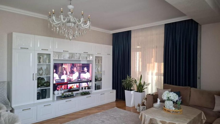 Satılır 3 otaqlı yeni tikili, 135 m², Memar Əcəmi m.-1