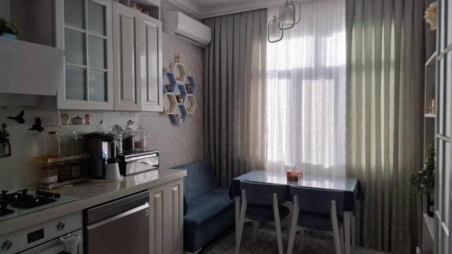 Satılır 3 otaqlı yeni tikili, 135 m², Memar Əcəmi m.-16