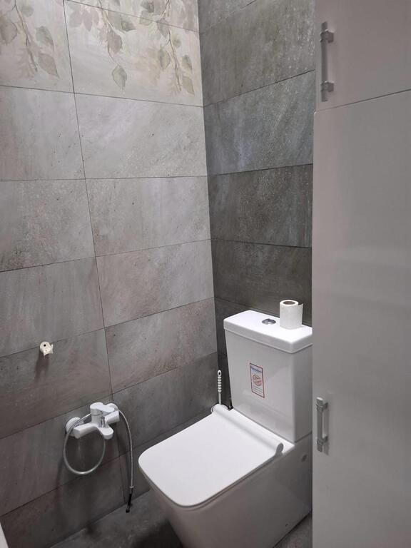 Satılır 3 otaqlı yeni tikili, 135 m², Memar Əcəmi m.-27