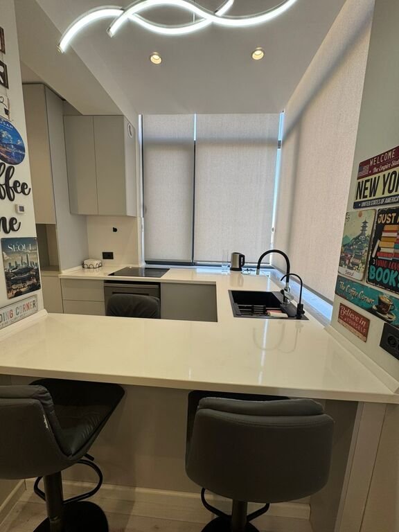 Satılır 3 otaqlı yeni tikili, 84 m², Azadlıq Prospekti m.-2