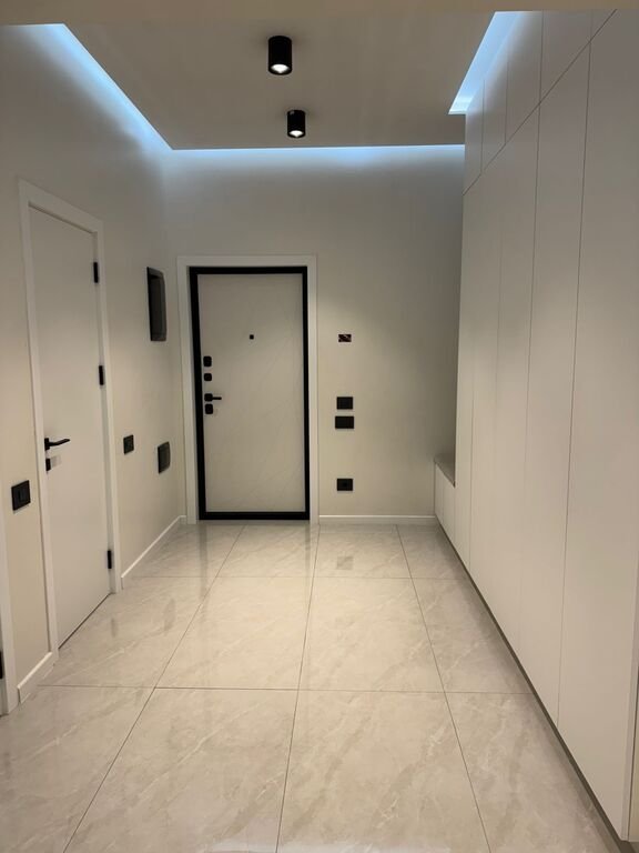 Satılır 3 otaqlı yeni tikili, 84 m², Azadlıq Prospekti m.-8