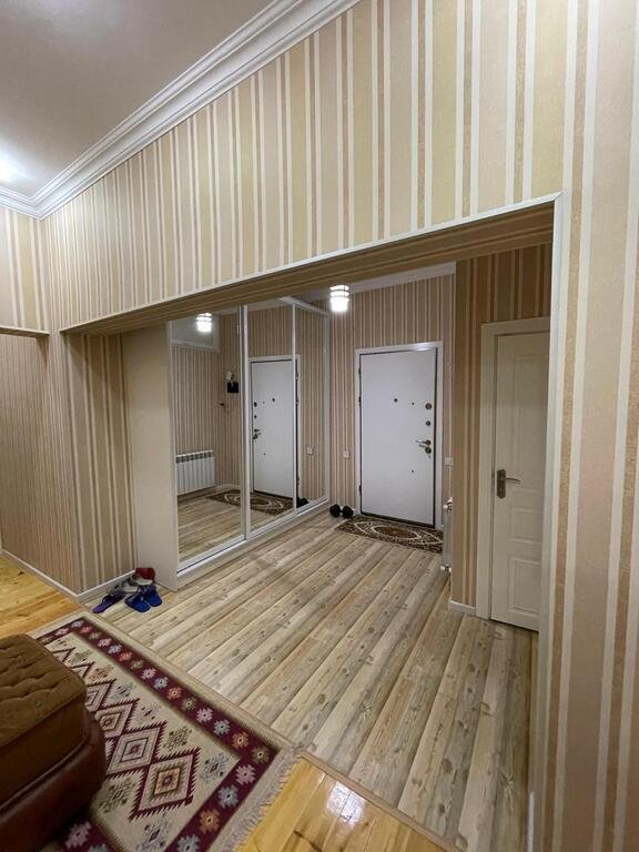 Kirayə verilir 3 otaqlı yeni tikili, 86 m², 8 noyabr-8
