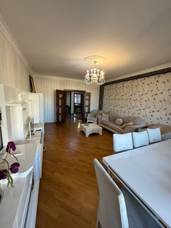 Kirayə verilir 4 otaqlı yeni tikili, 170 m², 8 noyabr-4