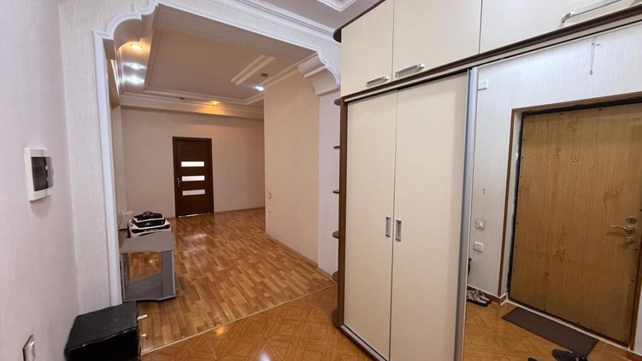 Satılır 3 otaqlı yeni tikili, 118 m², Həzi Aslanov m.-11