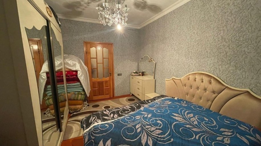 Satılır 3 otaqlı köhnə tikili, 70 m², Həzi Aslanov m.-8