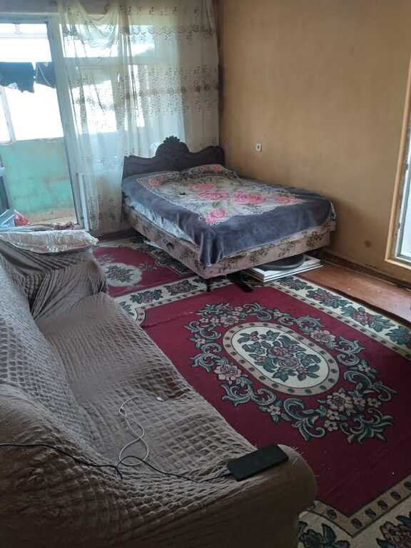 Satılır 2 otaqlı köhnə tikili, 40 m², Bakıxanov (Razin)-1