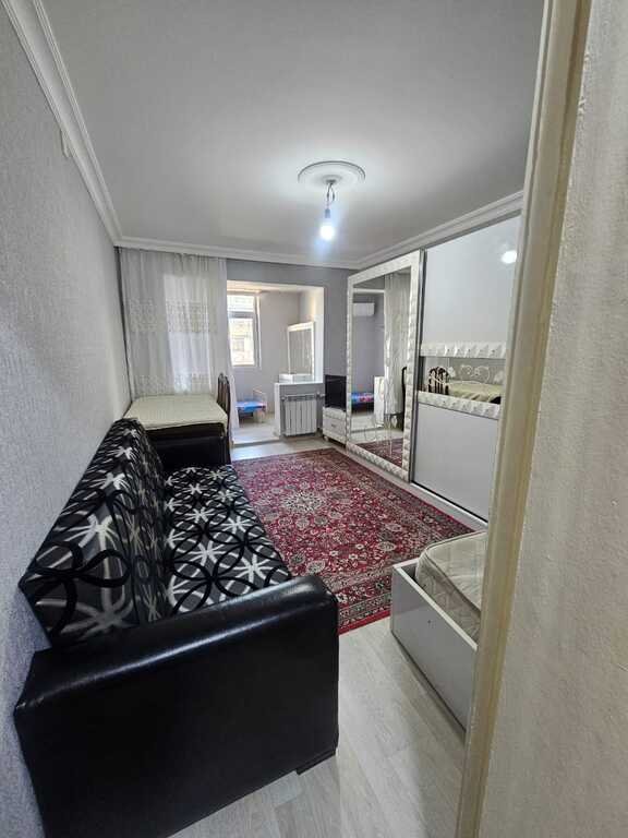 Satılır 1 otaqlı köhnə tikili, 35 m², Neftçilər m.-1