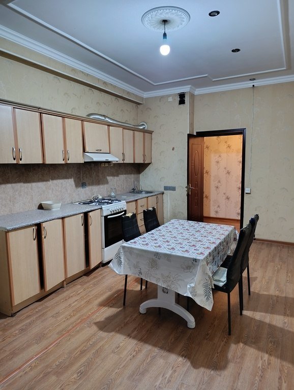 Kirayə verilir 2 otaqlı yeni tikili, 80 m², Elmlər Akademiyası m.-4