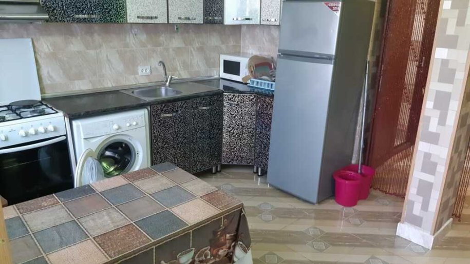 Kirayə verilir 2 otaqlı köhnə tikili, 70 m², Sahil m.-6