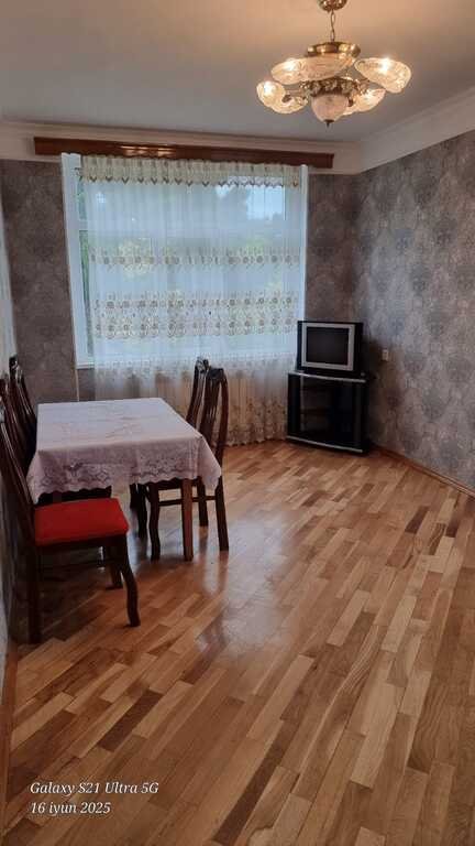 Kirayə verilir 2 otaqlı köhnə tikili, 70 m², Neftçilər m.-1