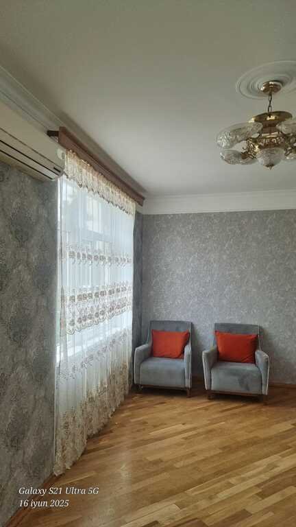 Kirayə verilir 2 otaqlı köhnə tikili, 70 m², Neftçilər m.-15