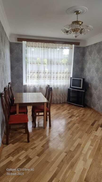 Kirayə verilir 2 otaqlı köhnə tikili, 70 m², Neftçilər m.-18