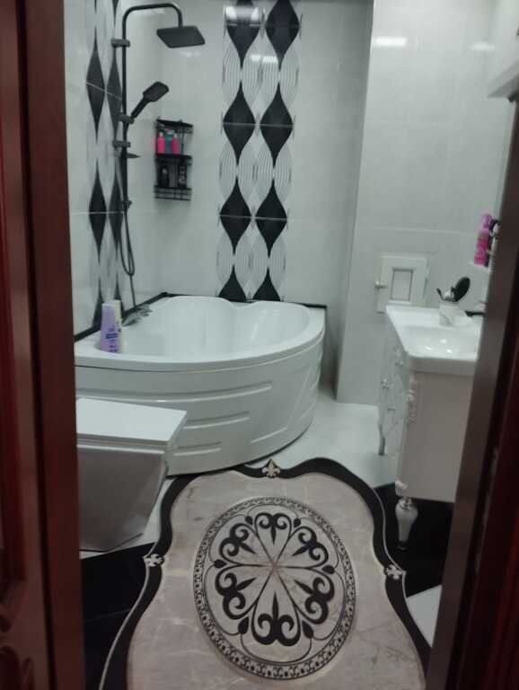 Kirayə verilir 3 otaqlı yeni tikili, 135 m², 8 noyabr-8